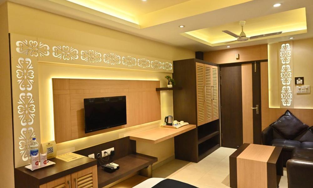 Hotel Royal Cottage Kanpur Ngoại thất bức ảnh