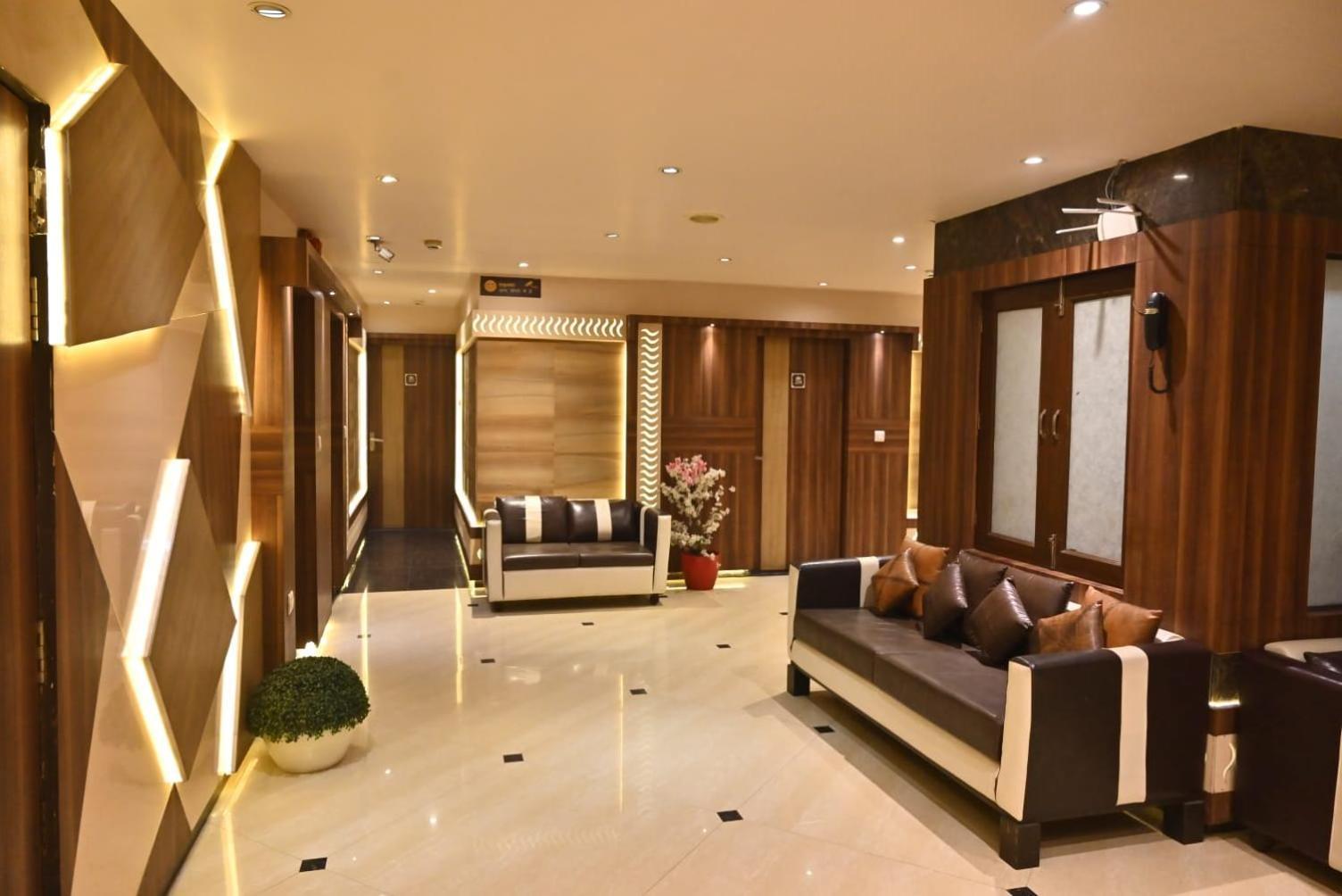 Hotel Royal Cottage Kanpur Ngoại thất bức ảnh